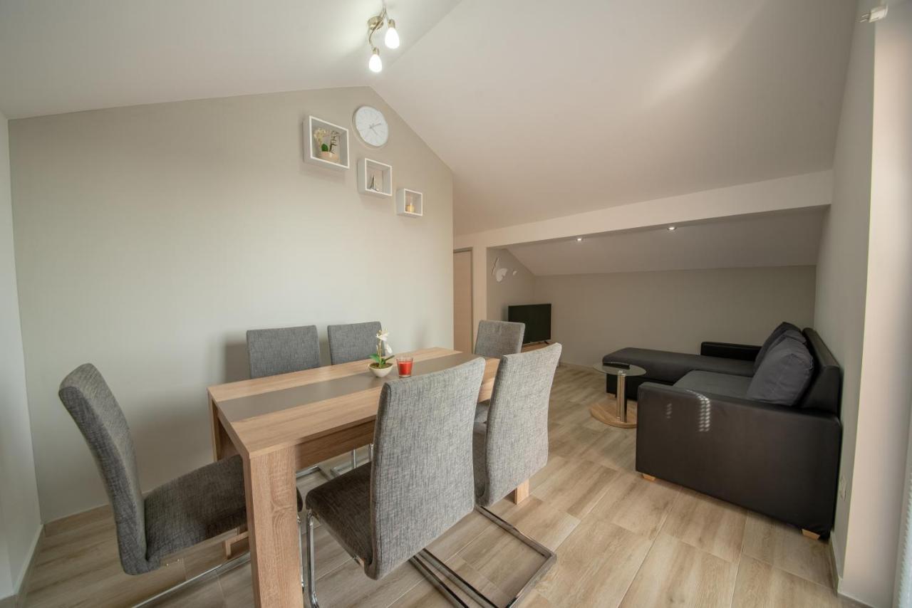 Apartman Eva Vrsi Exterior foto